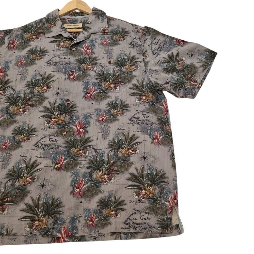 Tommy Bahama Silk Hawaiian Shirt, Floral Gray Caribbean Island Map, Mens Size XL - Picture 4 of 11